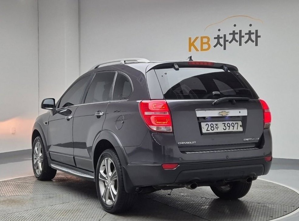 쉐보레 캡티바 2.0 2WD LT 사진 2