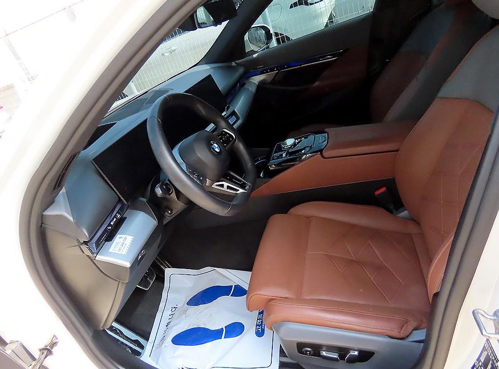 BMW 5시리즈 530i xDrive 사진 5