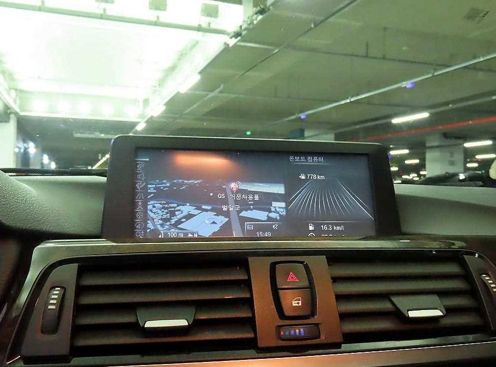 BMW 3시리즈 320d 사진 13