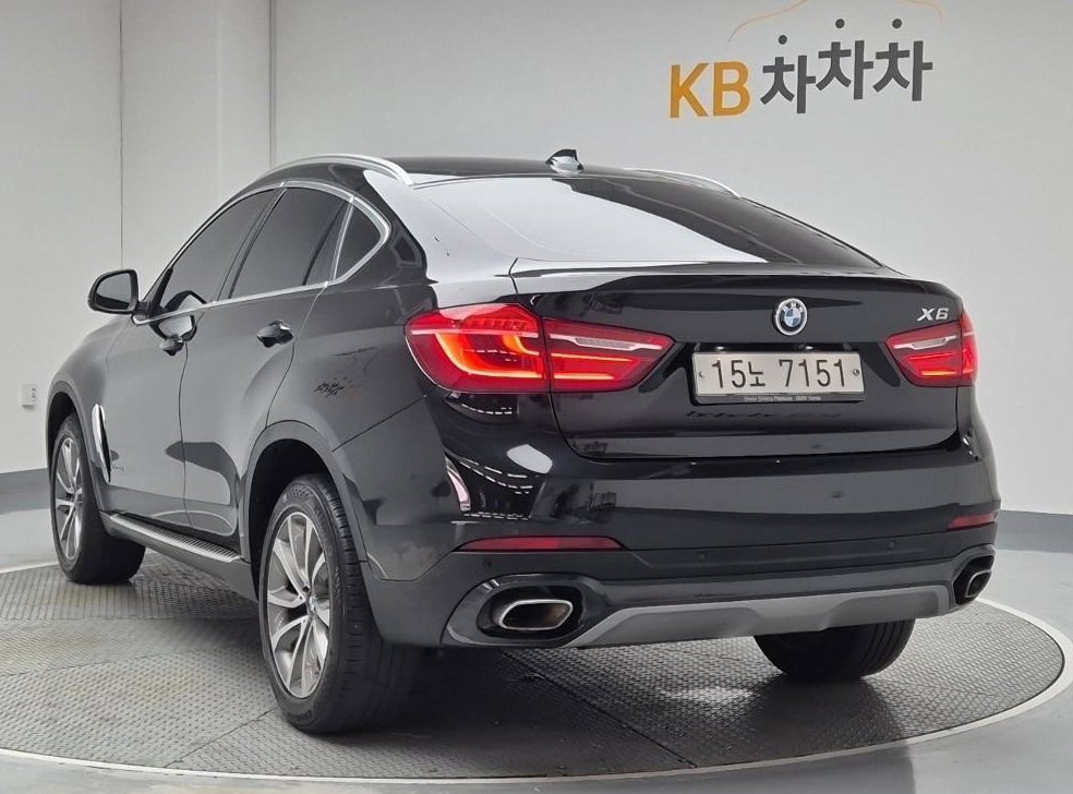 BMW X6 xDrive 30d 사진 2