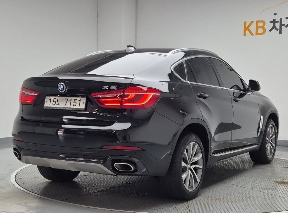 BMW X6 xDrive 30d 사진 3
