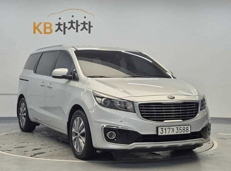기아 카니발 디젤 9인승 럭셔리 사진 4