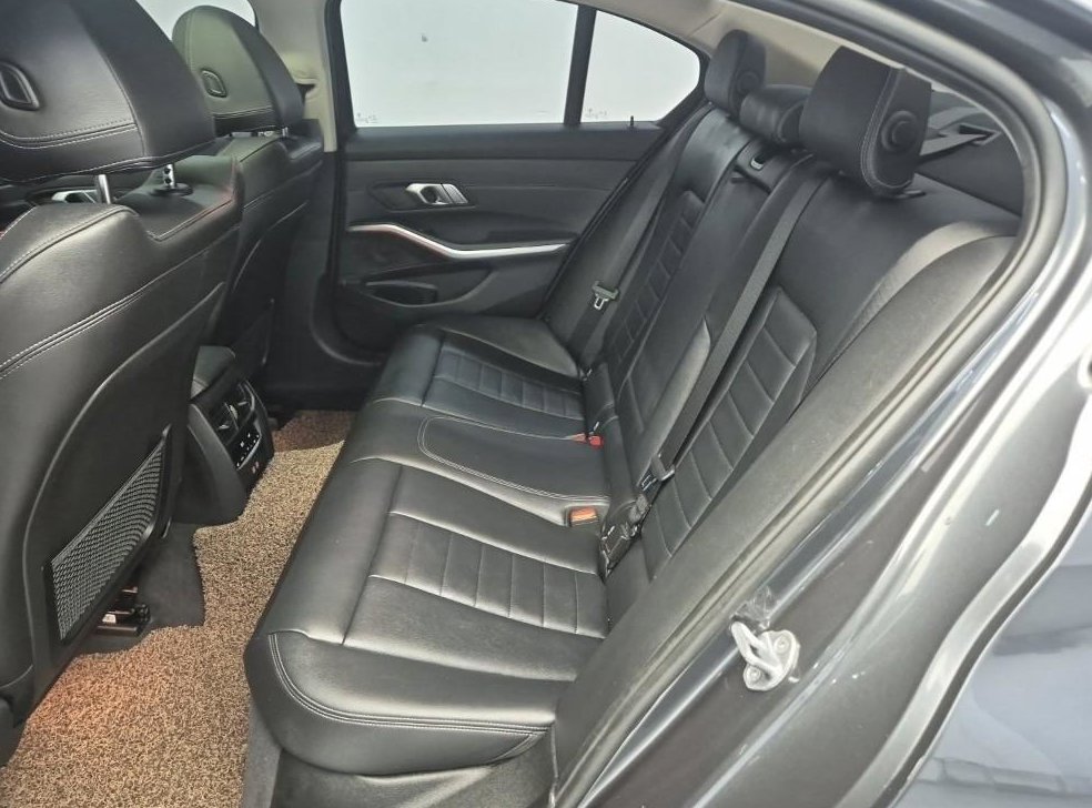 BMW 3시리즈 320d 럭셔리 사진 12