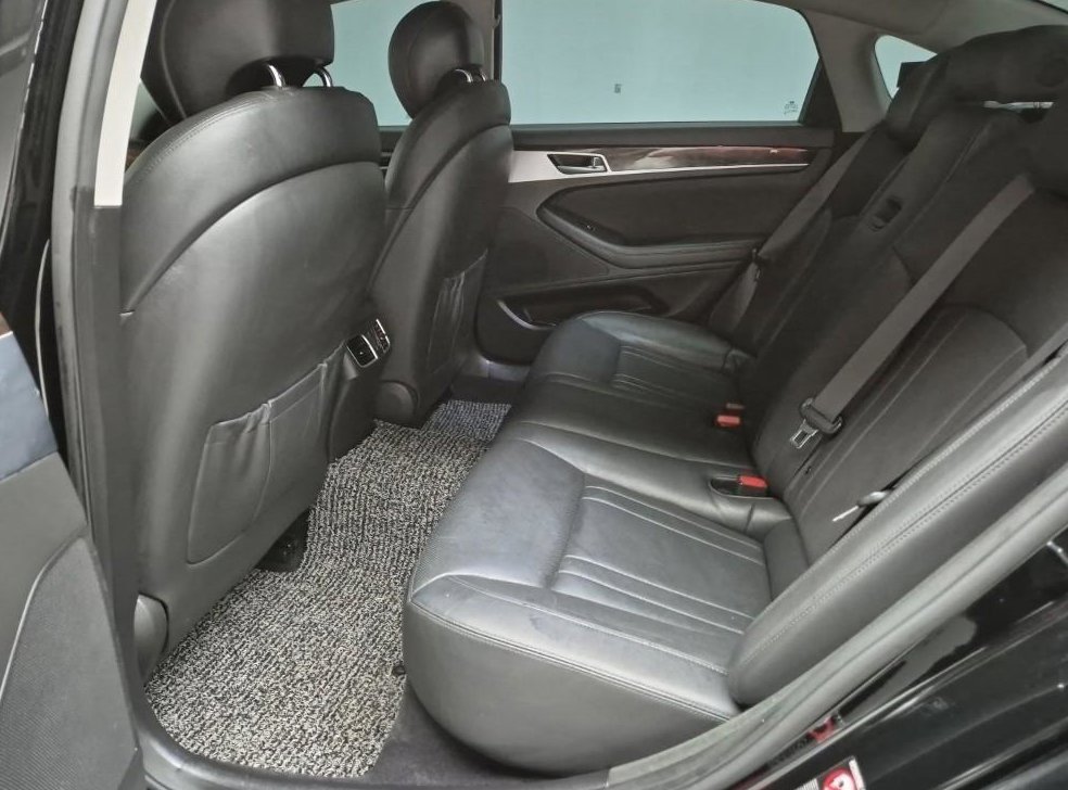 현대 제네시스 G330 모던 AWD 사진 12