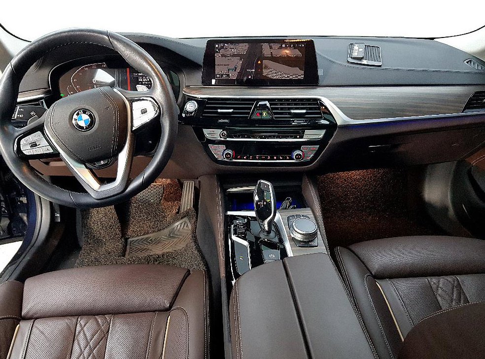 BMW 5시리즈 520d xDrive 럭셔리 플러스 사진 5