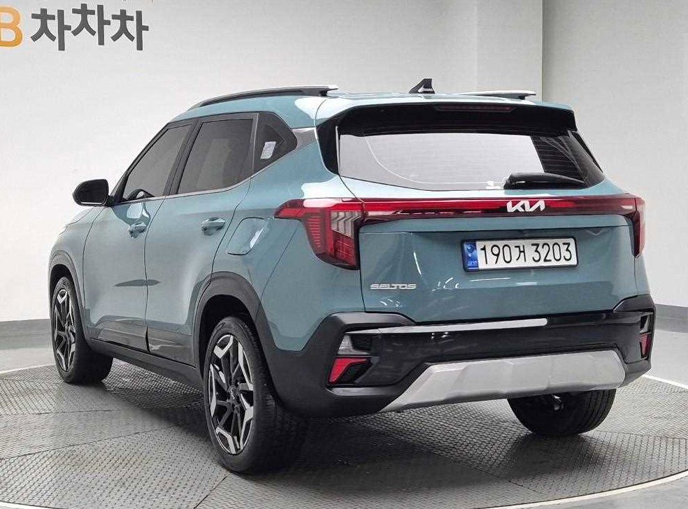 기아 셀토스 가솔린 1.6 터보 2WD 사진 2