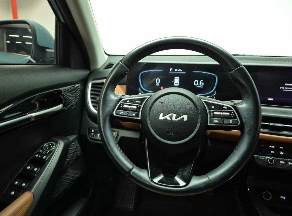 기아 셀토스 가솔린 1.6 터보 2WD 사진 9