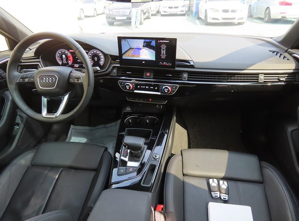 아우디 A4 40 TFSI 프리미엄 사진 5