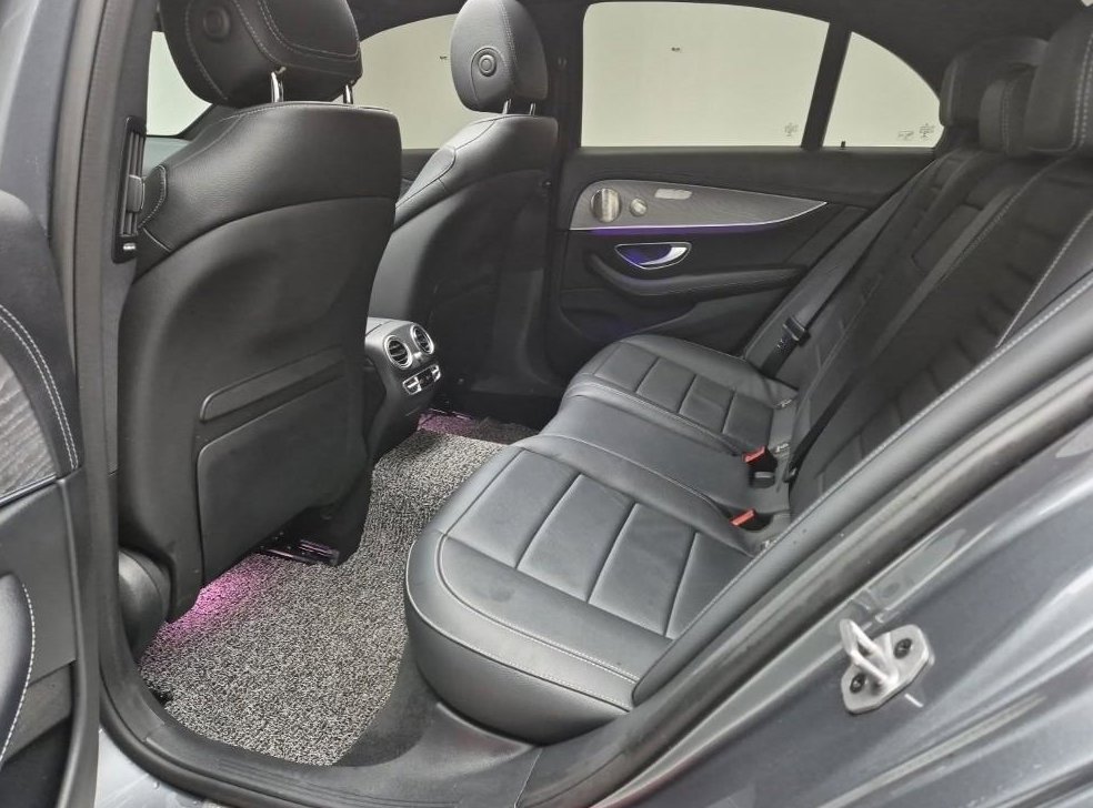벤츠 E 클래스 E350 4MATIC 아방가르드 사진 12