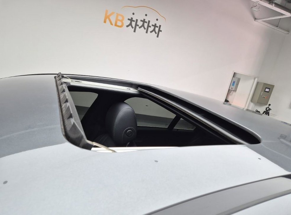 벤츠 E 클래스 E350 4MATIC 아방가르드 사진 13