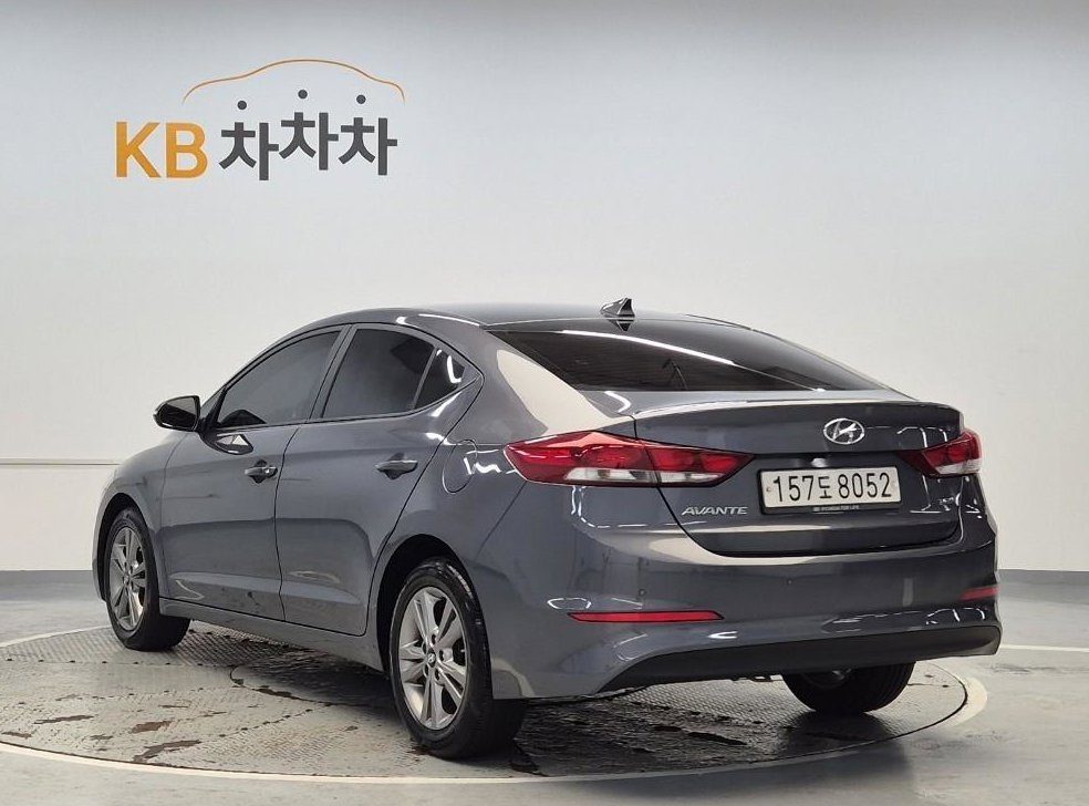 현대 아반떼 1.6 e-VGT 스마트 스페셜 사진 2