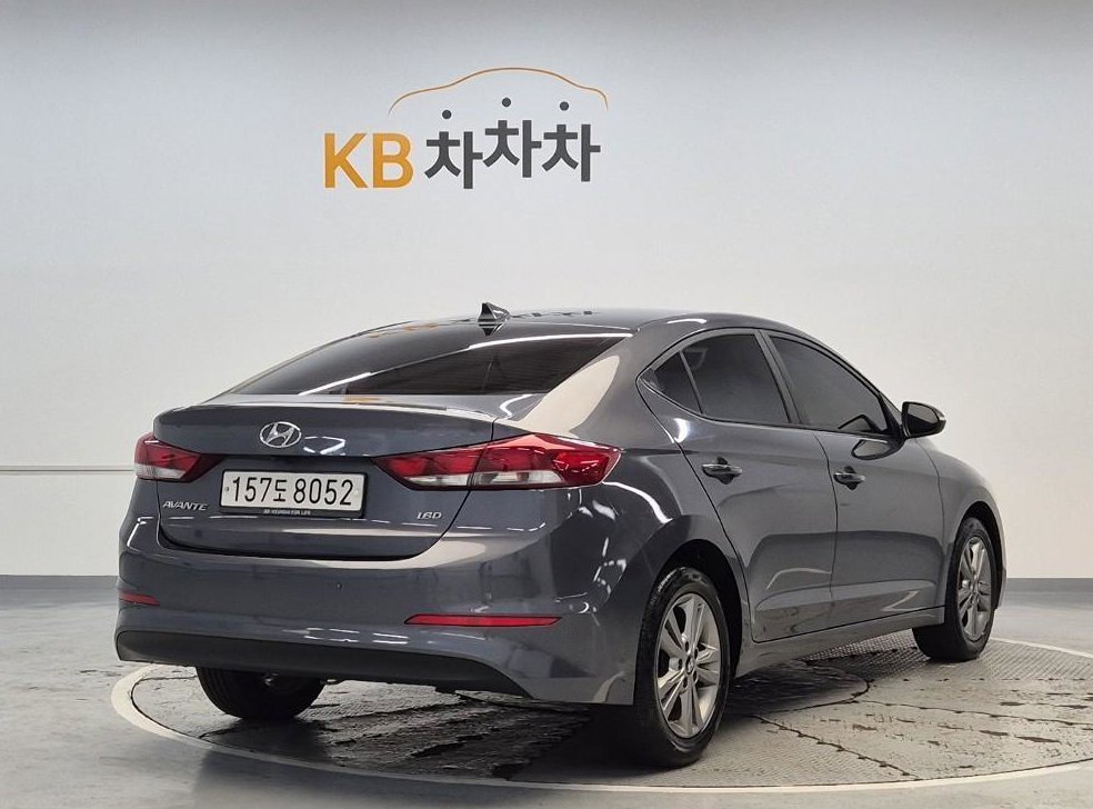 현대 아반떼 1.6 e-VGT 스마트 스페셜 사진 3