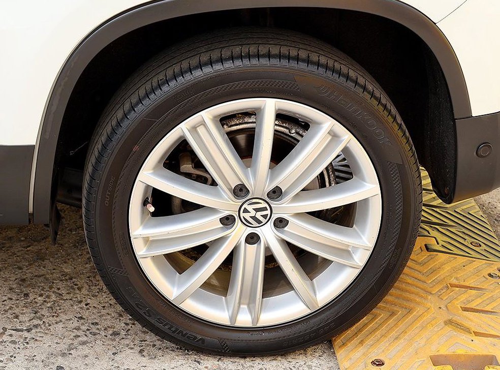 폭스바겐 티구안 2.0 TDI 프리미엄 사진 17