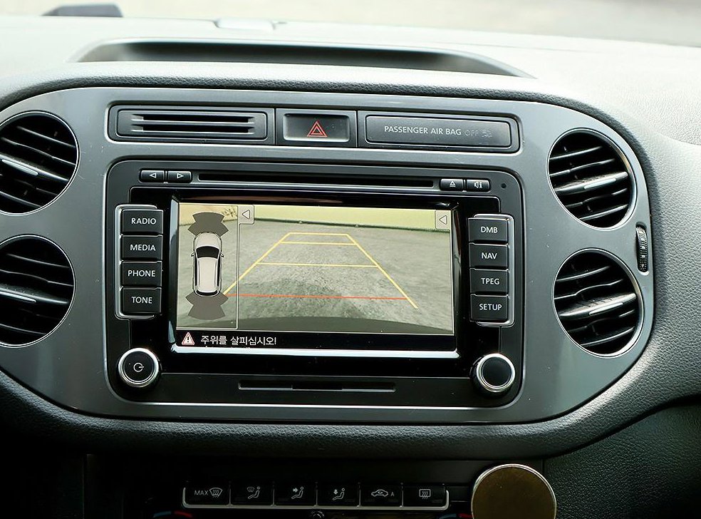 폭스바겐 티구안 2.0 TDI 프리미엄 사진 9