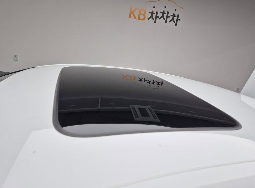 아우디 A4 40 TFSI 프리미엄 사진 13
