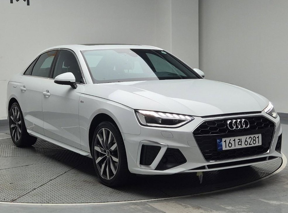 아우디 A4 40 TFSI 프리미엄 사진 4