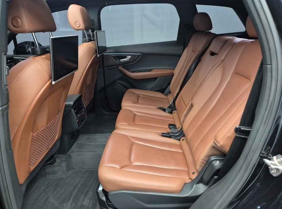아우디 Q7 45 TDI 콰트로 프리미엄 사진 10