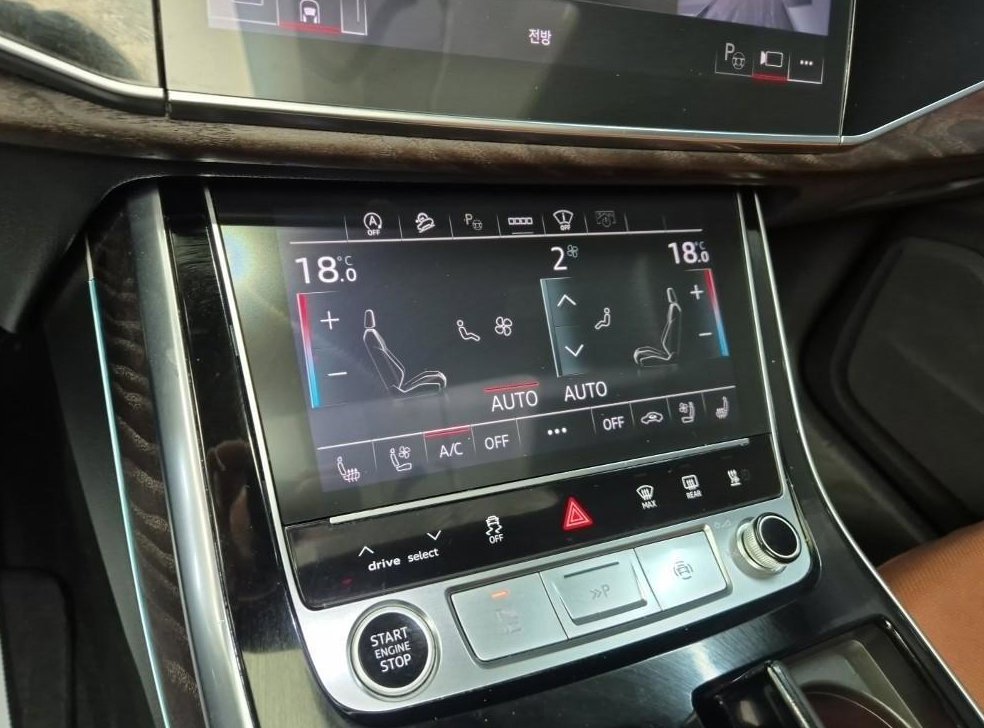 아우디 Q7 45 TDI 콰트로 프리미엄 사진 12
