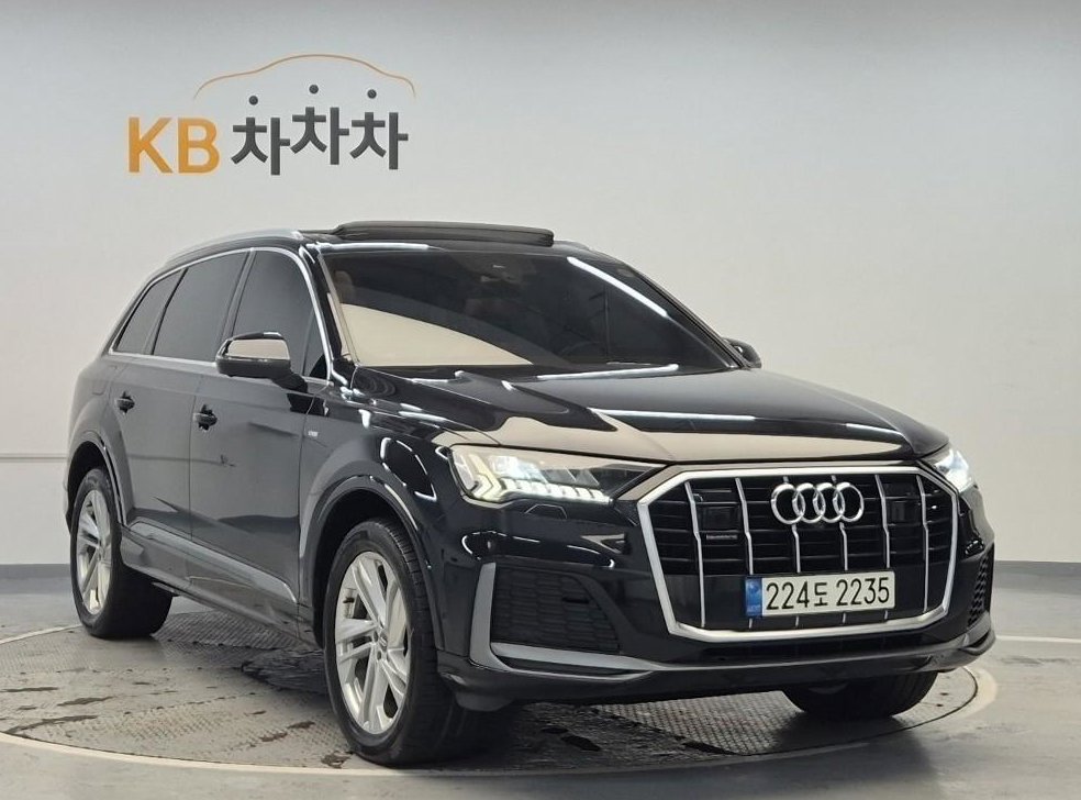 아우디 Q7 45 TDI 콰트로 프리미엄 사진 3