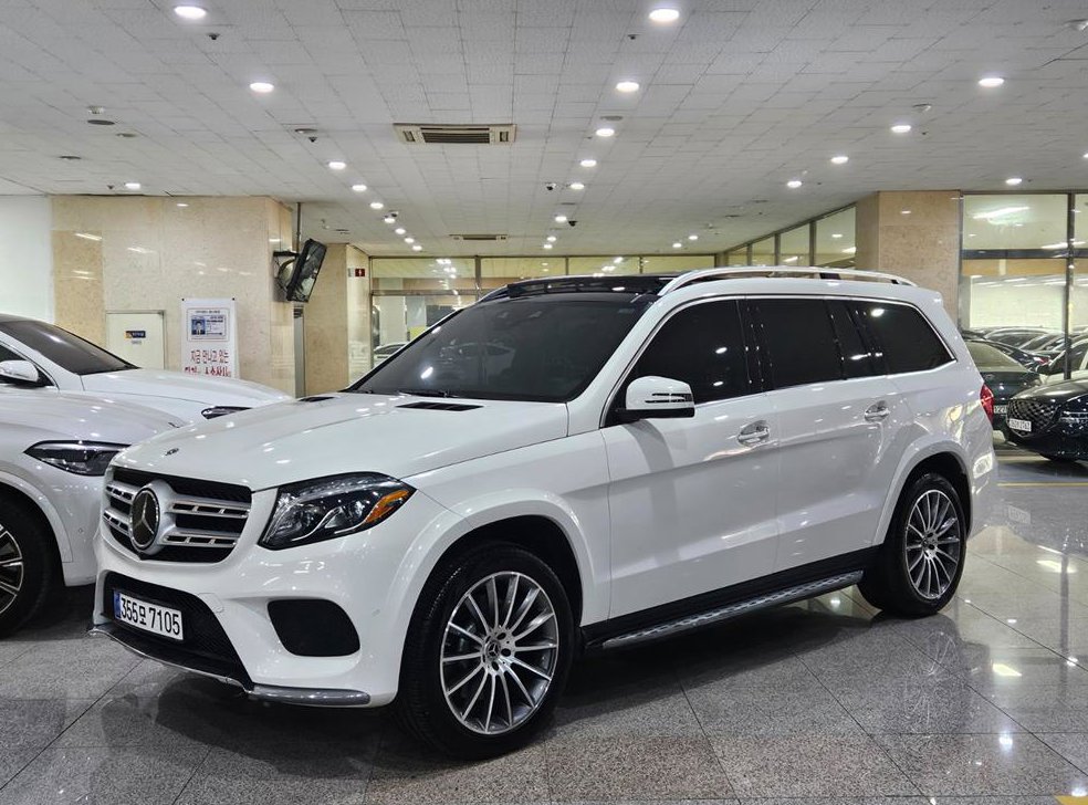 벤츠 GLS 클래스 GLS500 4MATIC 사진 1