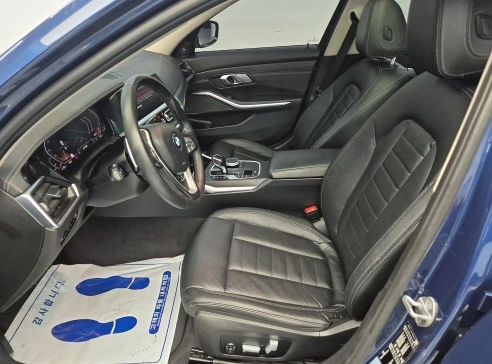 BMW 3시리즈 320i 럭셔리 사진 11