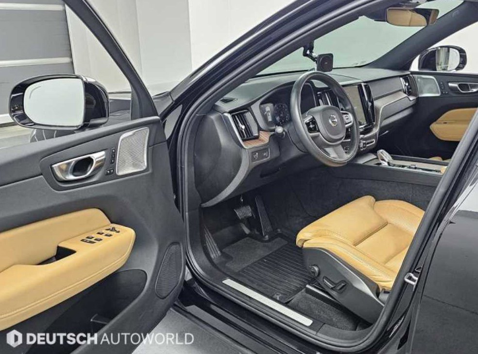 볼보 XC60 B5 AWD 인스크립션 사진 11