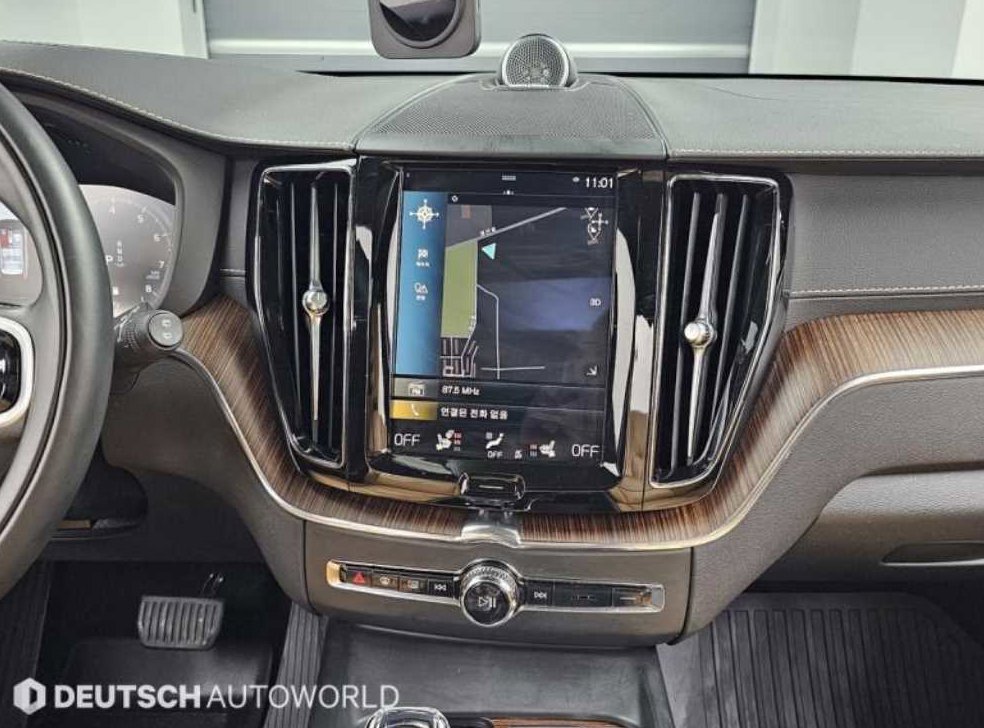 볼보 XC60 B5 AWD 인스크립션 사진 14