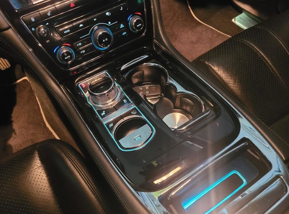재규어 XJ 3.0D 사진 17