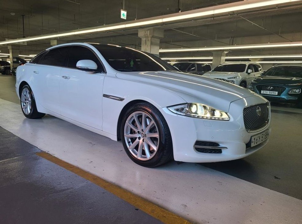 재규어 XJ 3.0D 사진 7