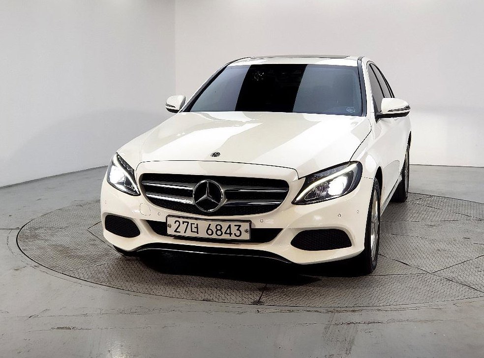 벤츠 C 클래스 C220 d 4MATIC 사진 2