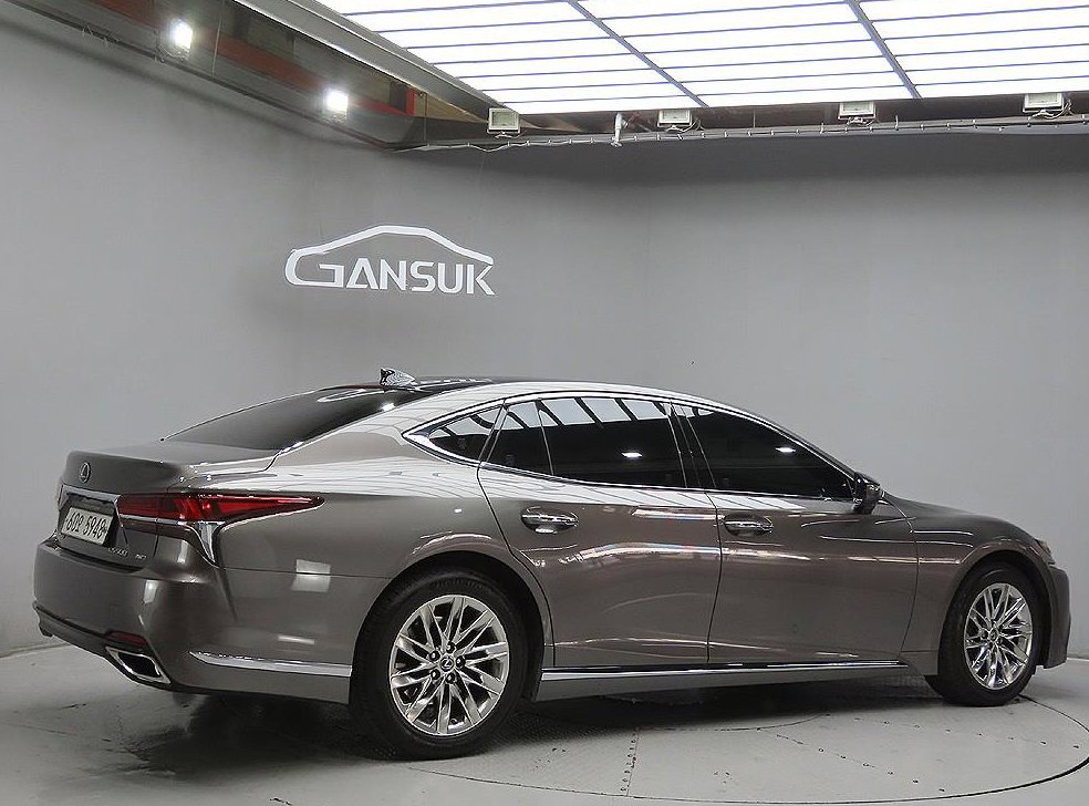 렉서스 LS 3.5 럭셔리 AWD 사진 4