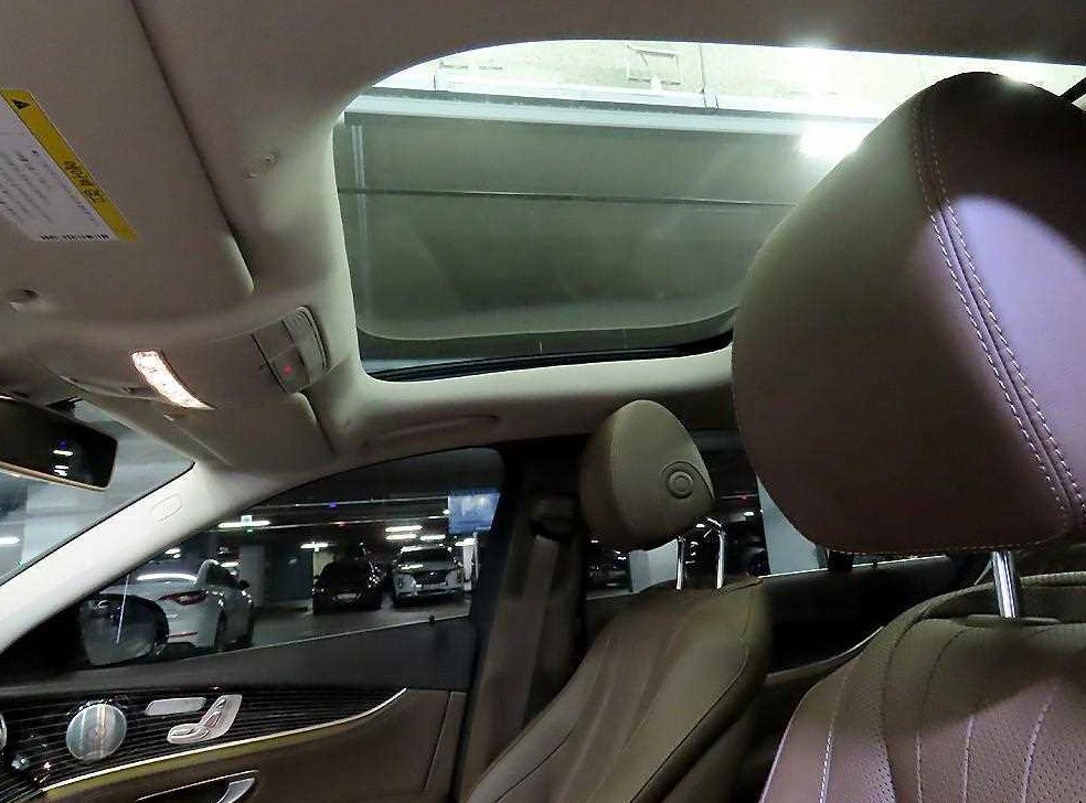 벤츠 E 클래스 E450 4MATIC 익스클루시브 사진 16
