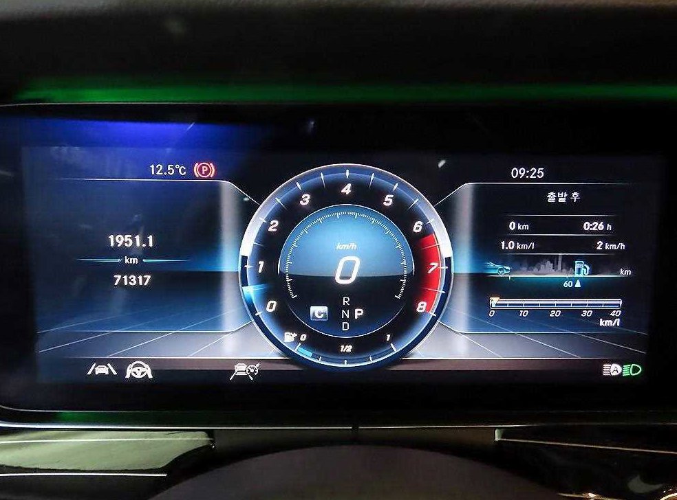 벤츠 E 클래스 E450 4MATIC 익스클루시브 사진 9