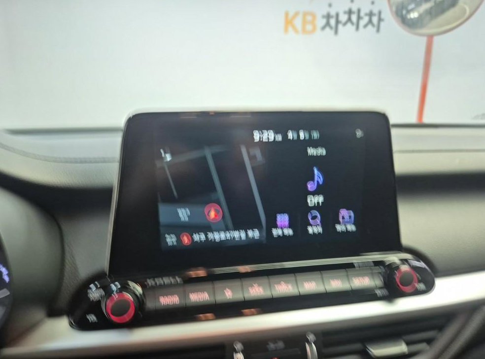 기아 K3 5도어 GT 시그니처 사진 13