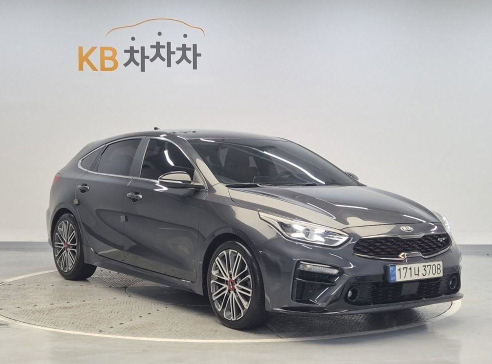 기아 K3 5도어 GT 시그니처 사진 4