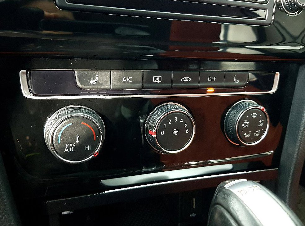 폭스바겐 골프 1.6 TDI 사진 12