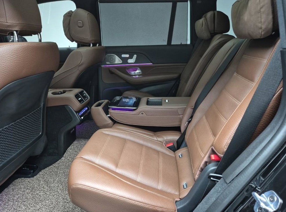 벤츠 GLS 클래스 GLS 450 4MATIC 사진 11