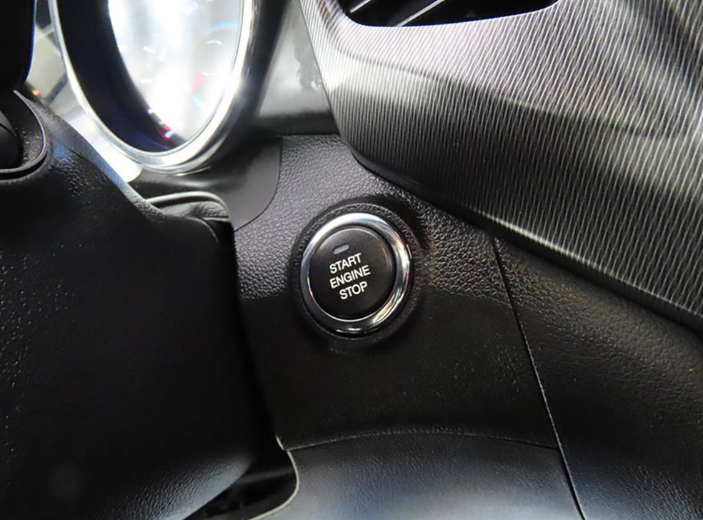 KG모빌리티(쌍용)  티볼리 디젤 2WD 1.6 LX 사진 10