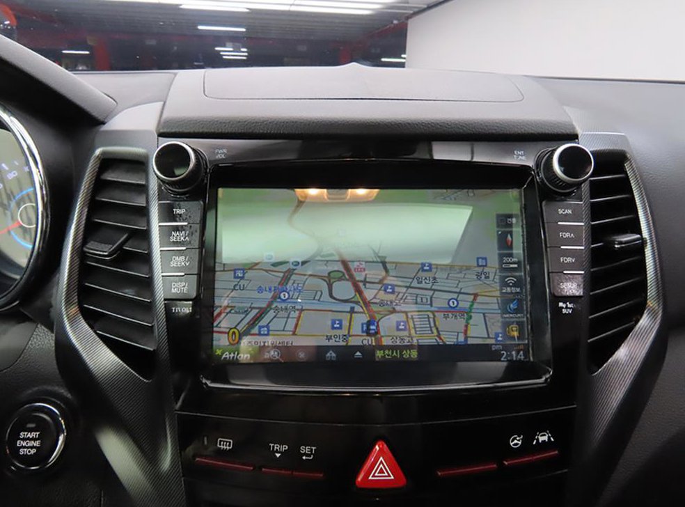 KG모빌리티(쌍용)  티볼리 디젤 2WD 1.6 LX 사진 15