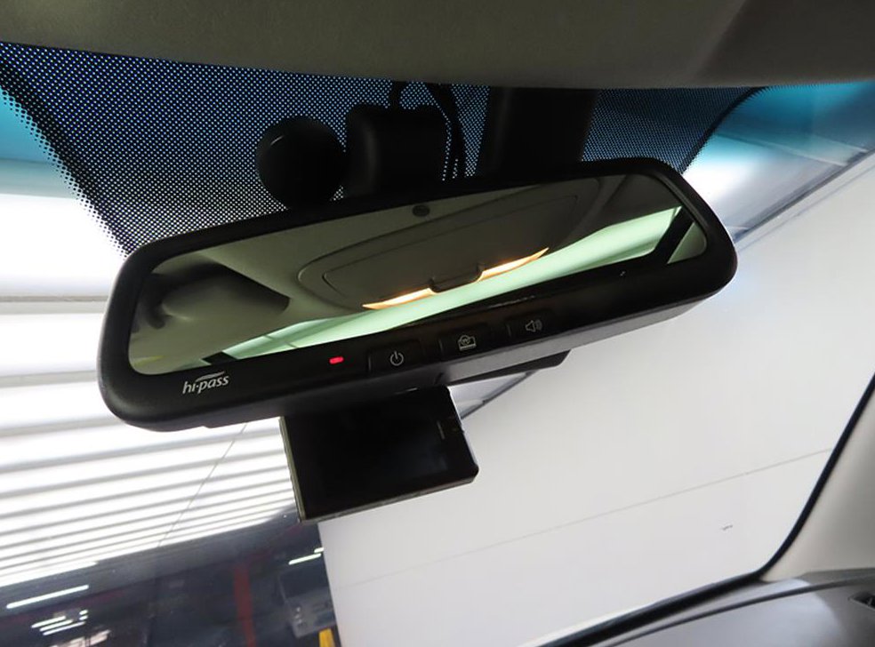 KG모빌리티(쌍용)  티볼리 디젤 2WD 1.6 LX 사진 17