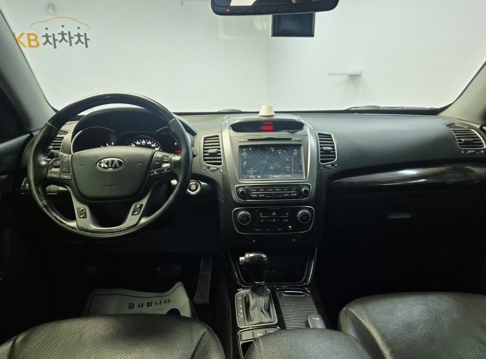 기아 쏘렌토 2WD 2.0 리미티드 사진 8