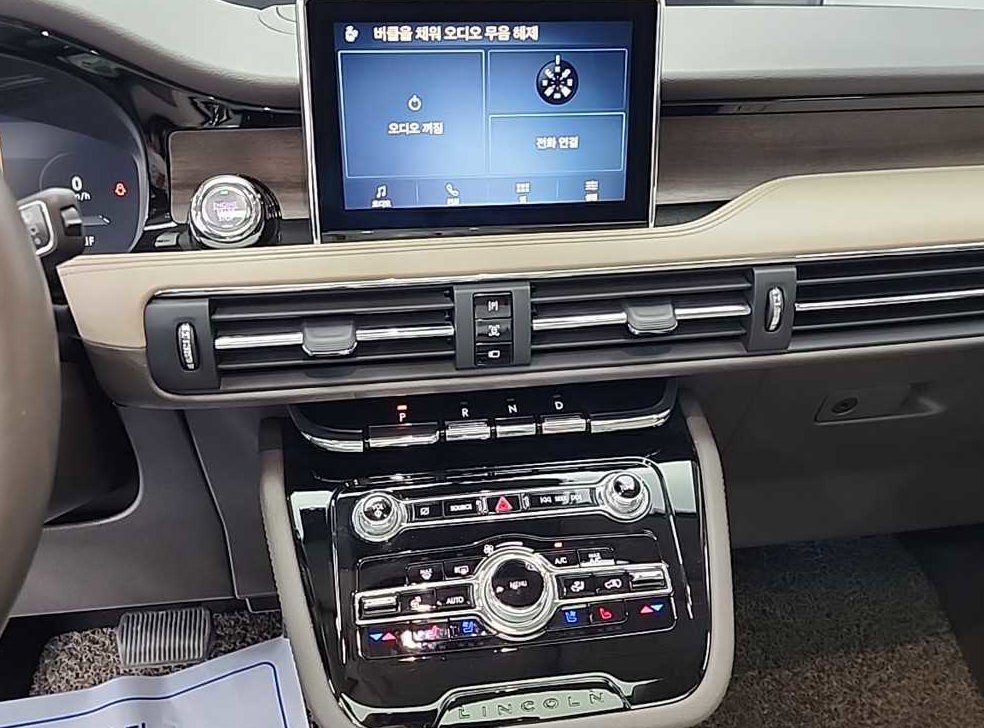 링컨 코세어 2.0 리저브 AWD 사진 10
