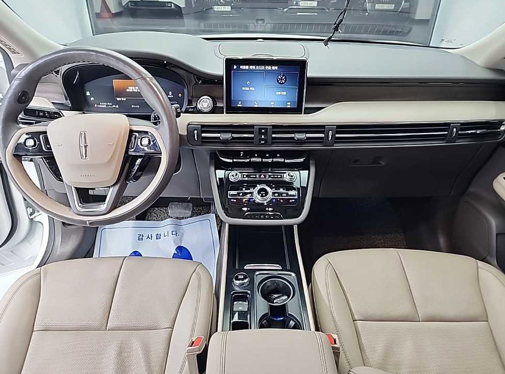 링컨 코세어 2.0 리저브 AWD 사진 7