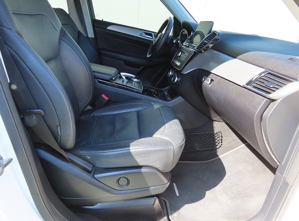 벤츠 GLE 클래스 GLE 350 d 4MATIC 사진 7