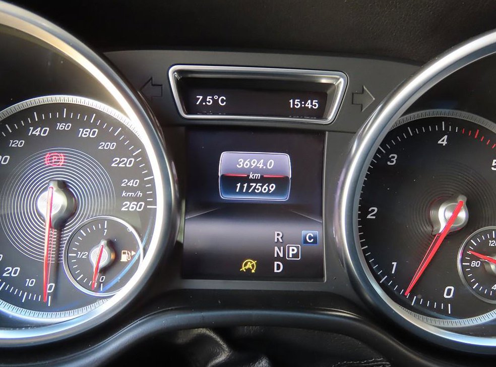 벤츠 GLE 클래스 GLE 350 d 4MATIC 사진 8