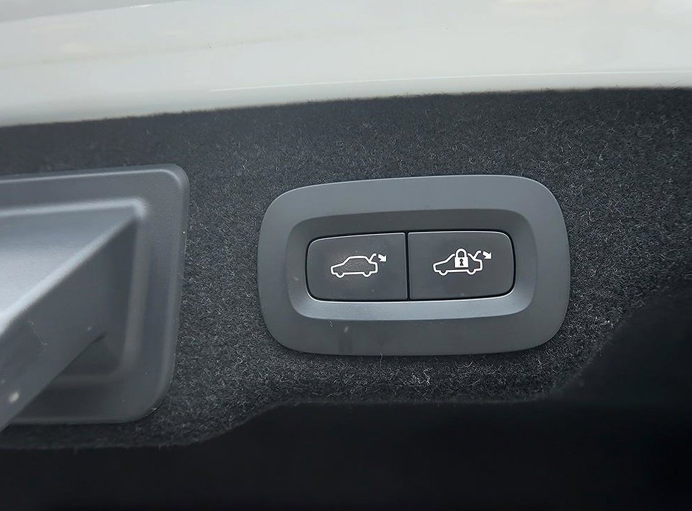 볼보 S90 T5 인스크립션 사진 17