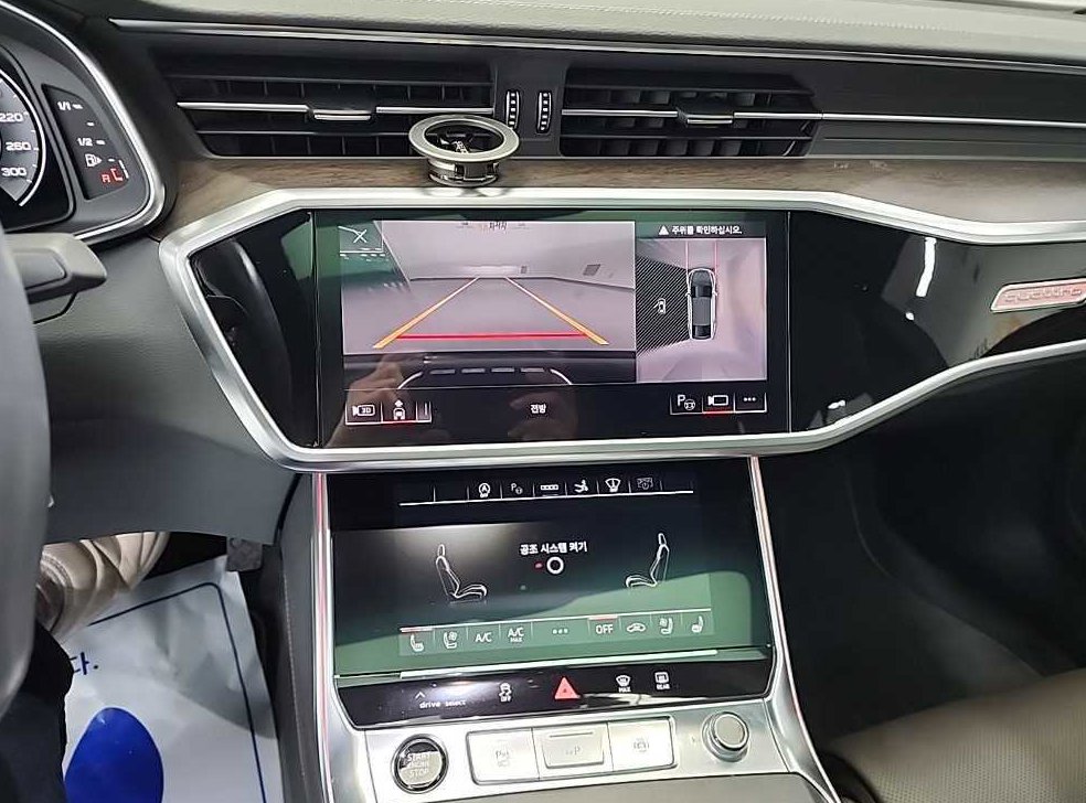 아우디 A7 55 TFSI 콰트로 프리미엄 사진 10