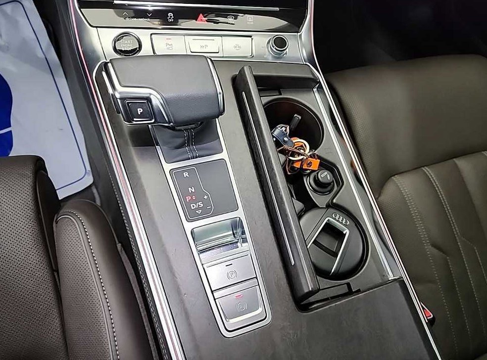 아우디 A7 55 TFSI 콰트로 프리미엄 사진 8
