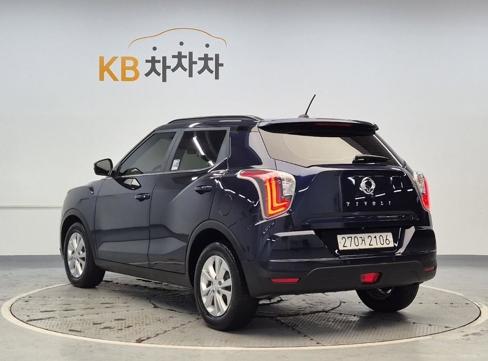 KG모빌리티(쌍용)  티볼리 2WD 가솔린 1.5 사진 2
