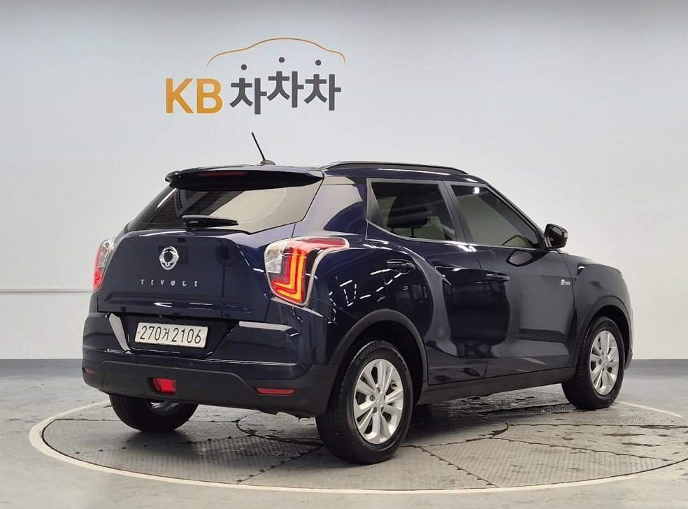 KG모빌리티(쌍용)  티볼리 2WD 가솔린 1.5 사진 3